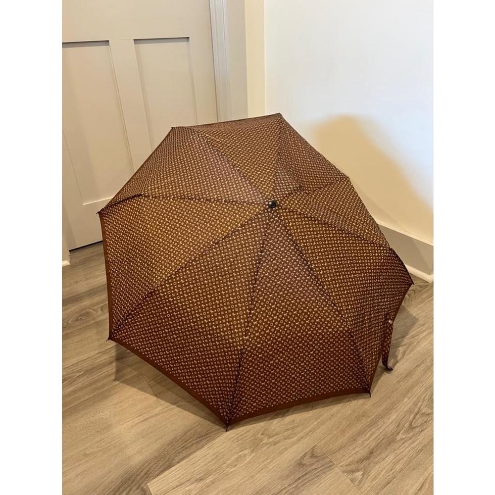 Vintage Louis Vuitton Brown Umbrella
